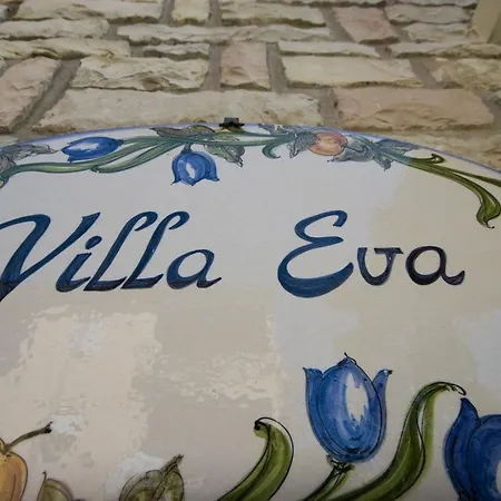 Eva Gæstehus *